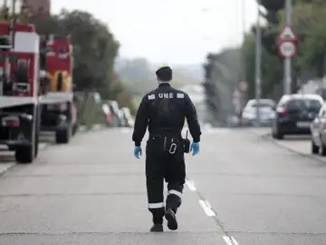 La UME cumple 20 años auxiliando a los españoles en catástrofes como la pandemia, la dana o los incendios forestales La UME cumple 20 años auxiliando a los españoles en catástrofes como la pandemia, la dana o los incendios forestales