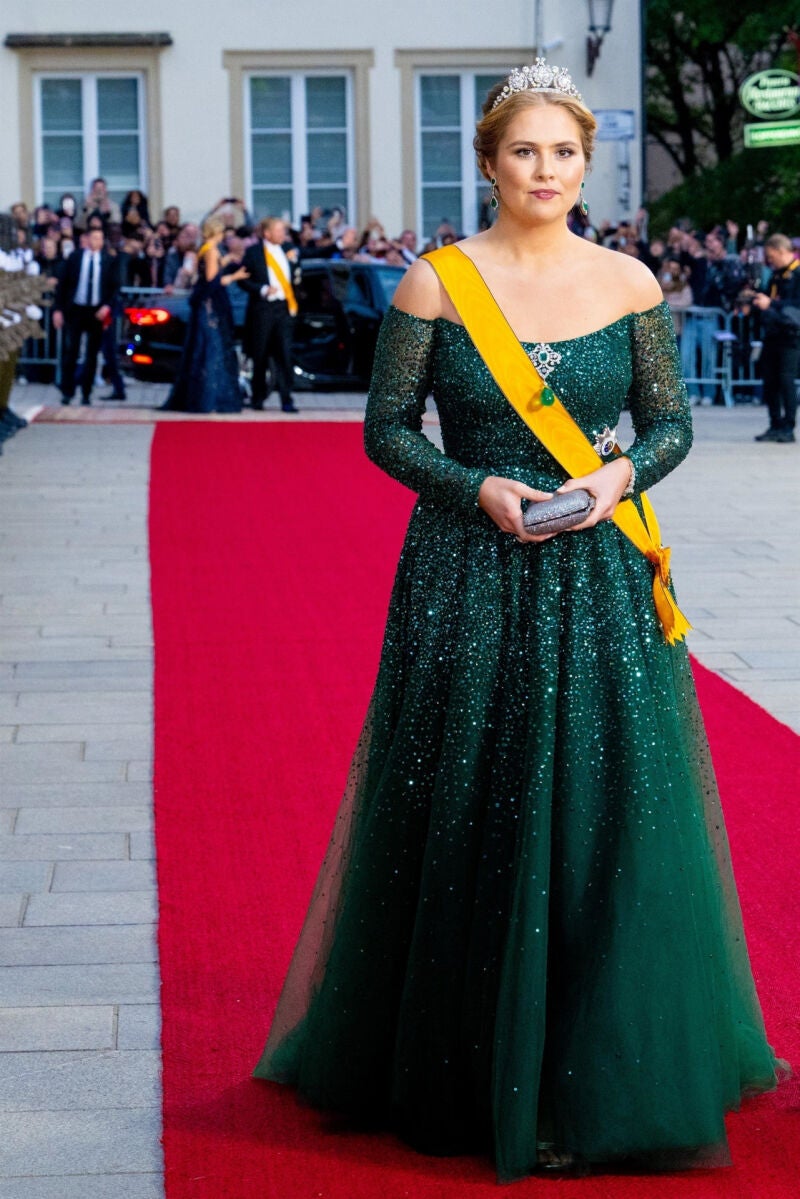 Amalia de Holanda.