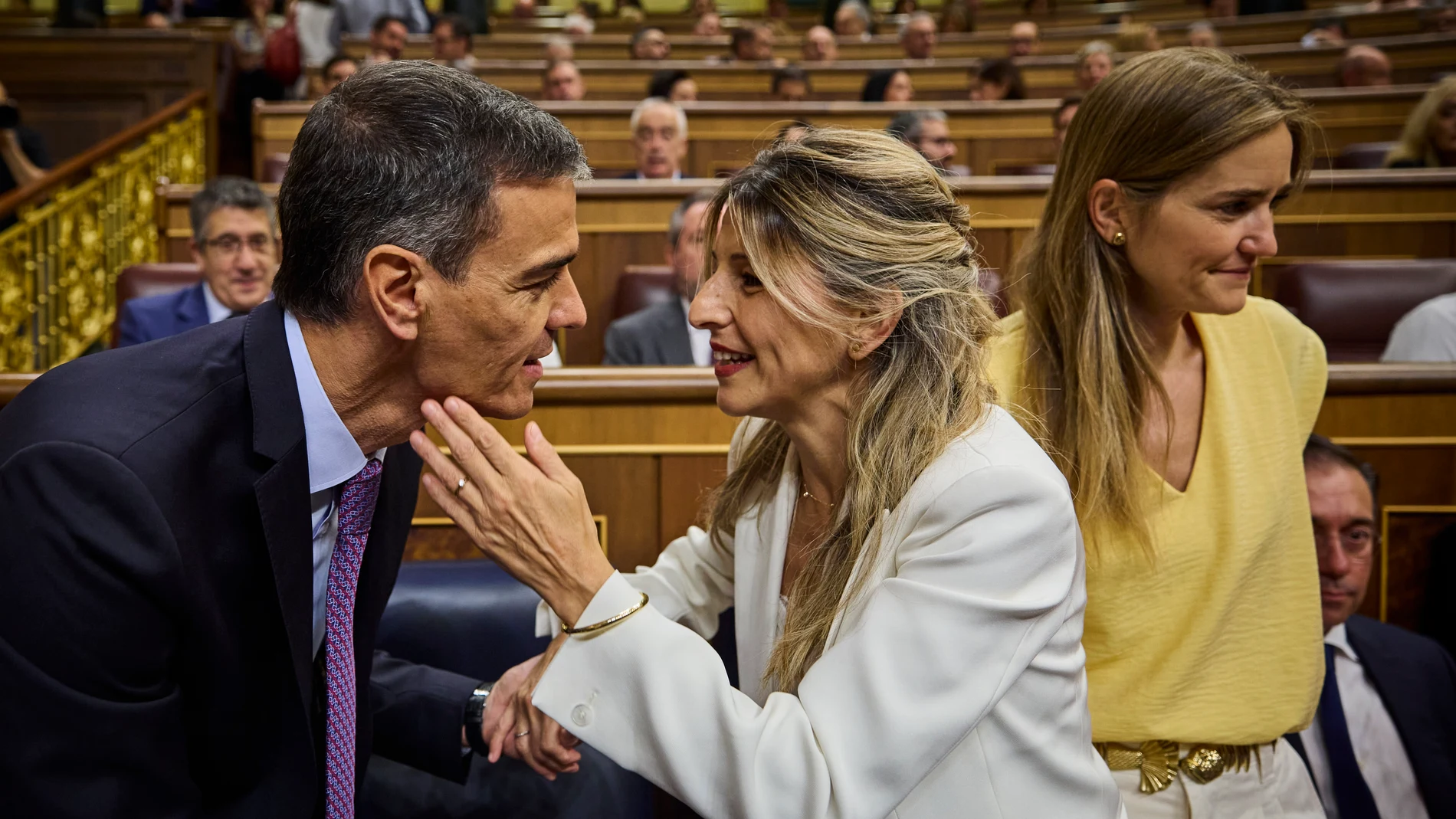 Pedro Sánchez y Yolanda Díaz en un pleno del Congreso de los Diputados