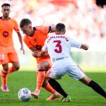 Sevilla FC v FC Barcelona - LaLiga EA Sports