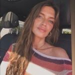 Sara Carbonero con jersey de punto.