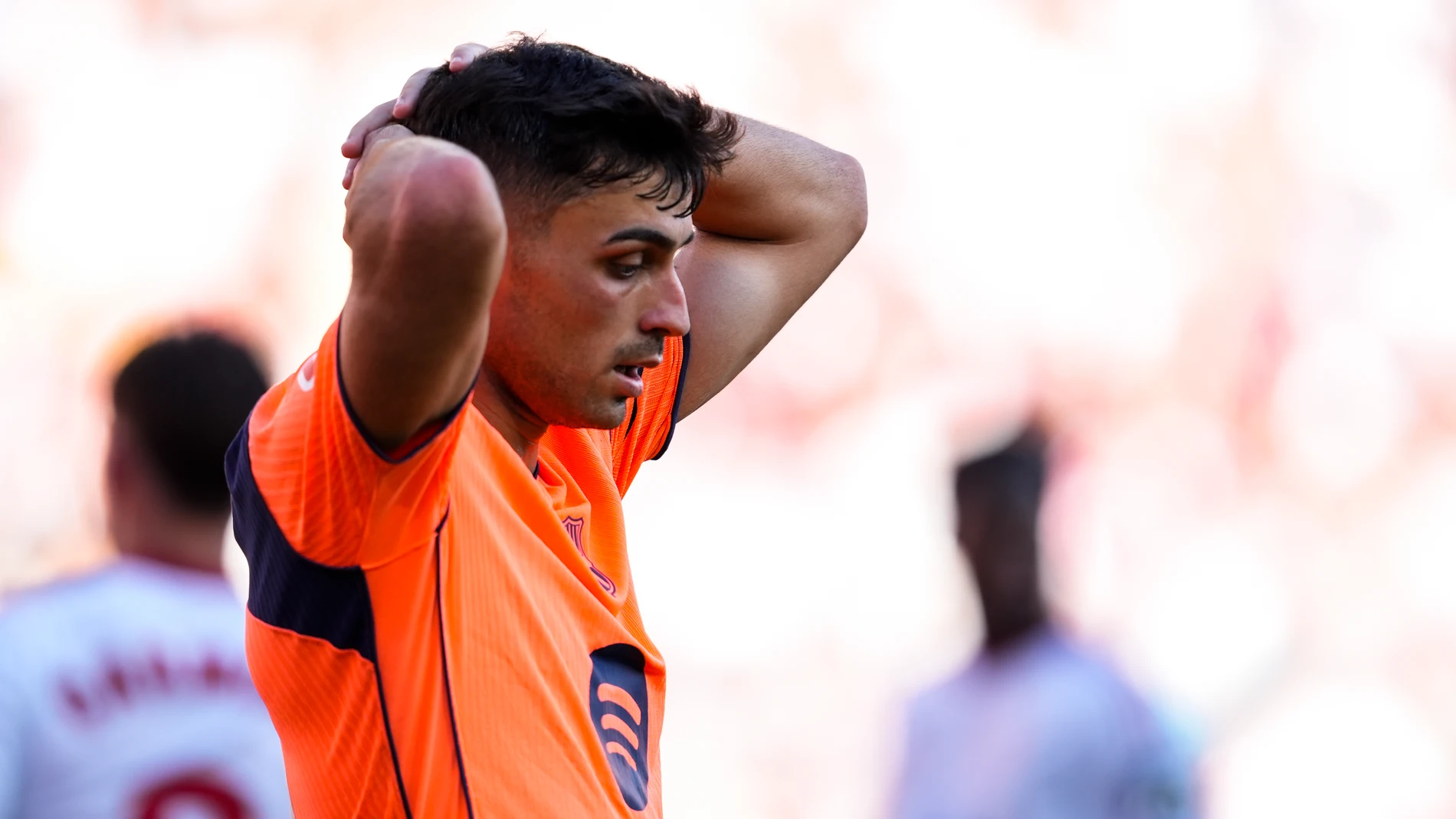 Pedri of FC Barcelona laments during the Spanish league, LaLiga EA Sports, football match played between Sevilla FC and FC Barcelona at Ramon Sanchez-Pizjuan stadium on October 5, 2025, in Sevilla, Spain. AFP7 05/10/2025 ONLY FOR USE IN SPAIN