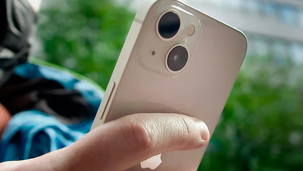 iPhone 14