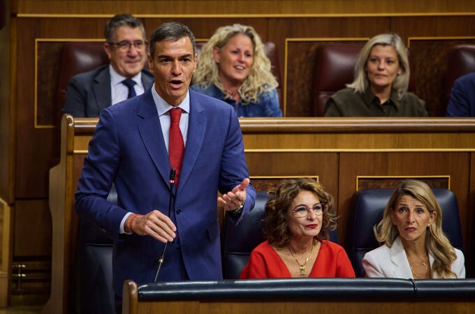 Sesión de control al Gobierno en el Congreso de los Diputados. Comparece el presidente del Gobierno Pedro Sánchez, María Jesús Montero, Sara Aagesen, Yolanda Díaz, Félix Bolaños, José Manuel Albares, Fernando Grande-Marlaska.. Asisten por el PP Alberto Nuñez Feijoo, Ester Muñoz, Miguel Tellado, por Vox Santiago Abascal, y Gabriel Rufian (ERC), Míriam Nogueras (Junts per Catalunya) y Mertxe Aizpurua por (Bildu). Carlos cuerpo , Ione Belarra Sesión de control al Gobierno en el Congreso de los Diputados. Comparece el presidente del Gobierno Pedro Sánchez, María Jesús Montero, Sara Aagesen, Yolanda Díaz, Félix Bolaños, José Manuel Albares, Fernando Grande-Marlaska.. Asisten por el PP Alberto Nuñez Feijoo, Ester Muñoz, Miguel Tellado, por Vox Santiago Abascal, y Gabriel Rufian (ERC), Míriam Nogueras (Junts per Catalunya) y Mertxe Aizpurua por (Bildu). Carlos cuerpo , Ione Belarra
