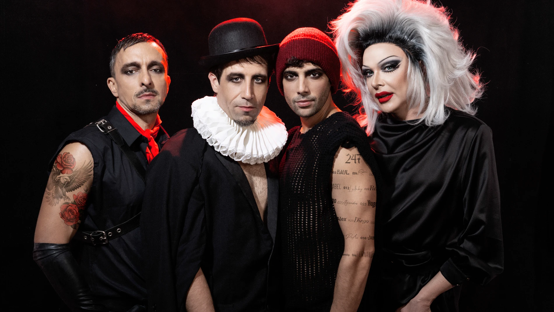 MADRID, 08/10/2025.- El espectáculo 'El cabaret de los hombres perdidos' pone de relieve la buena salud de un género musical que se desarrolla en un local pequeño, algo sórdido, que palpita hasta altas horas de la madrugada con música, teatro y baile; con sus normas, sus lealtades y al que solo el amanecer pone coto.EFE/ Teatro Maravillas/SOLO USO EDITORIAL/SOLO DISPONIBLE PARA ILUSTRAR LA NOTICIA QUE ACOMPAÑA (CRÉDITO OBLIGATORIO)