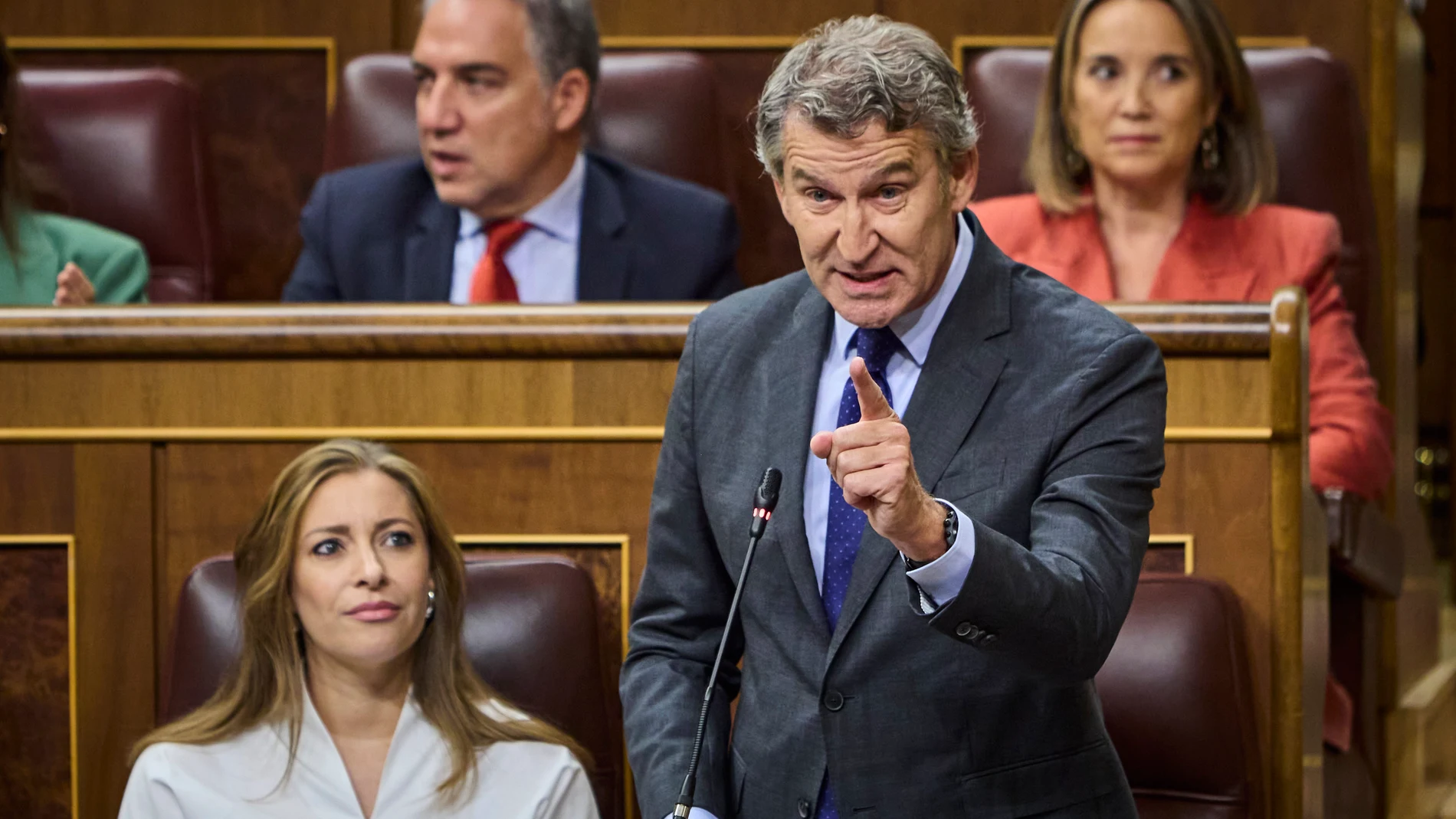 Sesión de control al Gobierno en el Congreso de los Diputados. Comparece el presidente del Gobierno Pedro Sánchez. Interviene, Alberto Núñez Feijóo. © Alberto R. Roldán / Diario La Razón. 08 10 2025