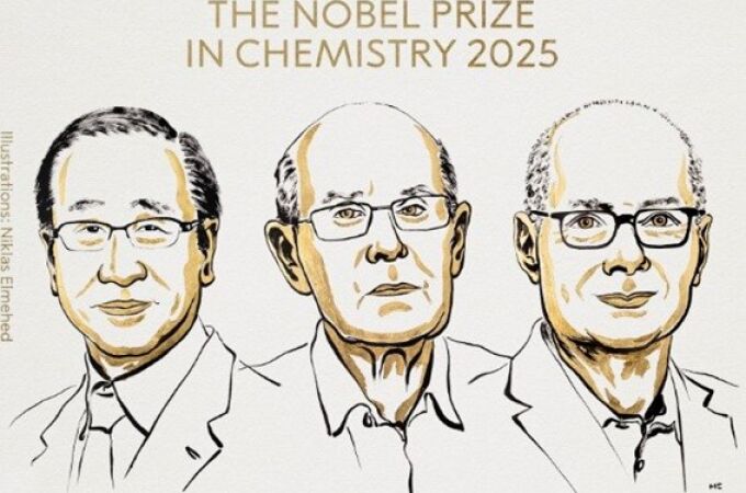 Respectivamente: Susumu Kitagawa, Richard Robson y Omar M. Yaghi, ganadores del Nobel de Química de 2025 por “haber creado nuevas habitaciones para la Química”