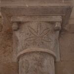 La extraña hoja de marihuana esculpida en una iglesia zamorana