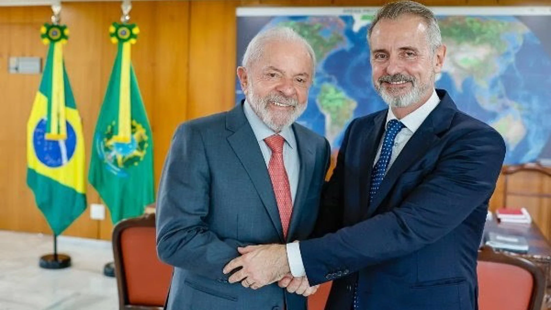 Economía.- Murtra traslada a Lula da Silva el compromiso de Telefónica con la digitalización de Brasil