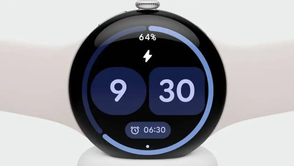 El Pixel Watch 4 conectado a la nueva base de carga.