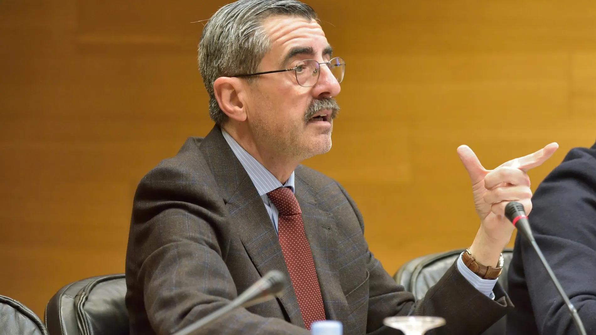 Archivada una denuncia por falsedad documental contra José María Ángel, excomisionado de la dana