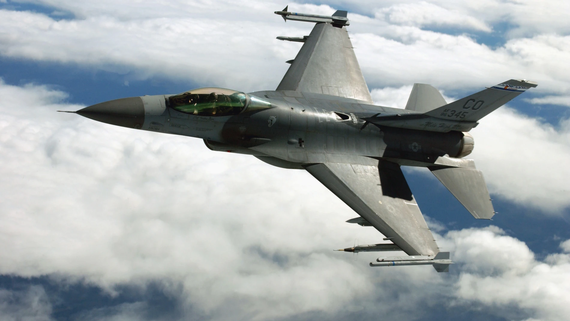 Imagen de archivo de un F-16