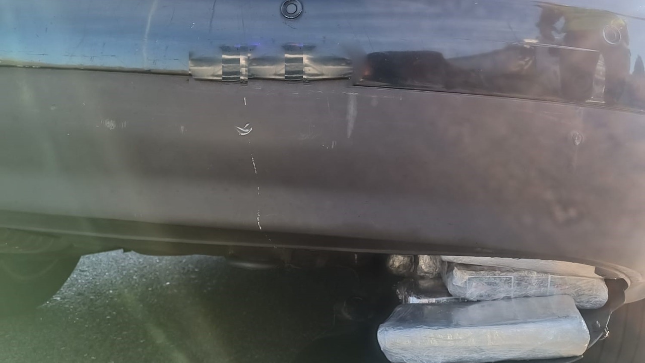 Detenido en Lugo con un ‘arsenal’ de droga en el coche: 5 kilos de cocaína y otros tantos de hachís