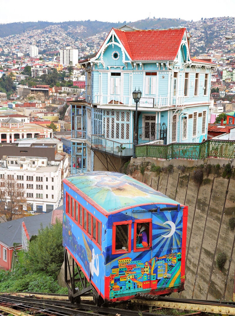 VALPARAISO, SANTIAGO DE CHILE