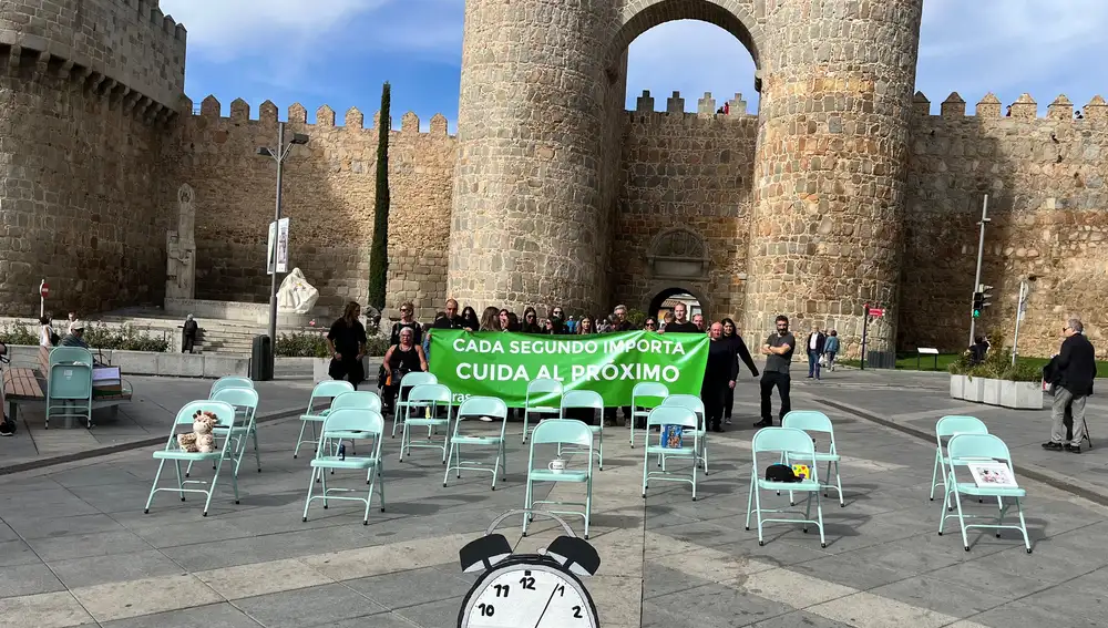 Intervención artística efímera #40Segundos de la Fundación Intras junto a las murallas de Ávila