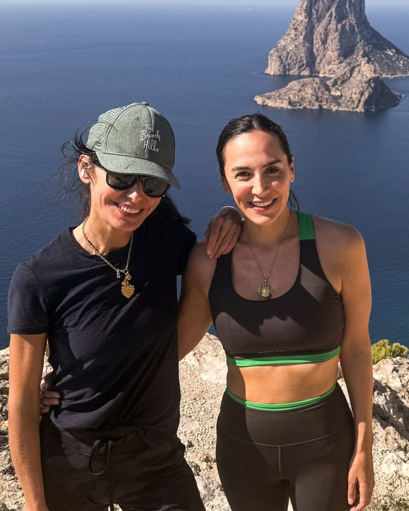 Tamara Falcó con look deportivo.