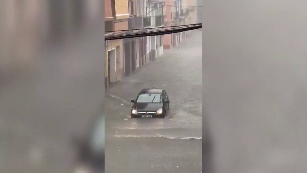 La dana Alice se instala en Carcaixent (Valencia) que recibe más de 110 litros en una hora