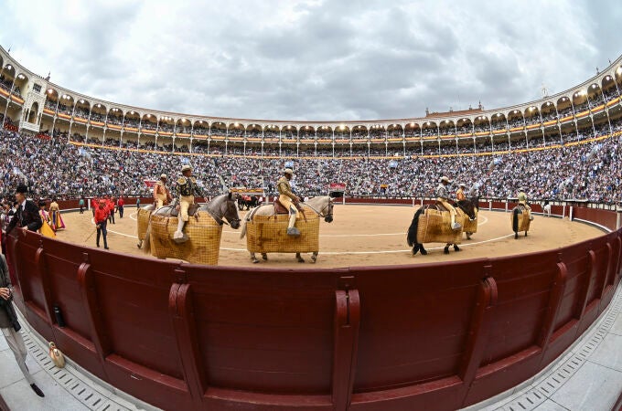 Séptimo festejo de la Feria de Otoño en la plaza de toros de Las Ventas Séptimo festejo de la Feria de Otoño en la plaza de toros de Las Ventas
