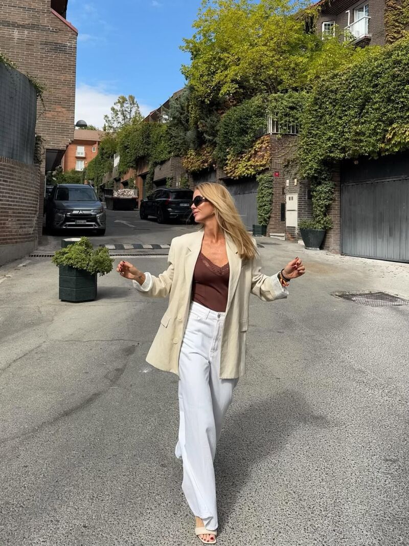 Look de Amelia Bono.