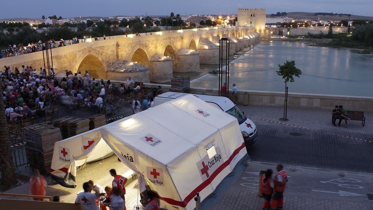 Vía Crucis Magno de Córdoba: 35 pasos, 150.000 personas y 1.400 agentes