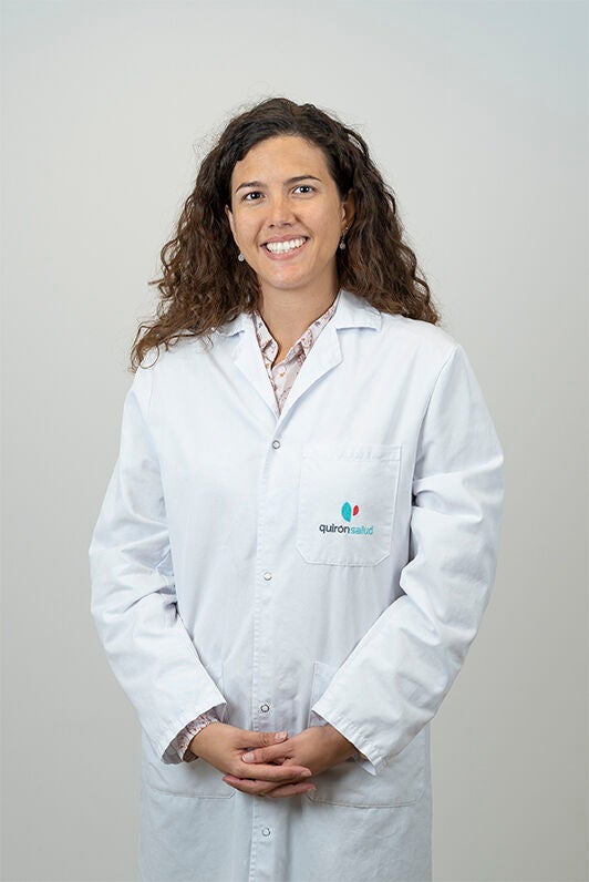Doctora Irene López, especialista en Otorrinolaringología del Hospital Quirónsalud Valencia y del Centro Médico Quirónsalud Mercado Colón