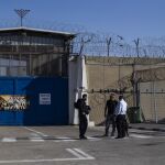 O.Próximo.- Llegan a Gaza los primeros presos palestinos liberados por Israel tras el canje con rehenes