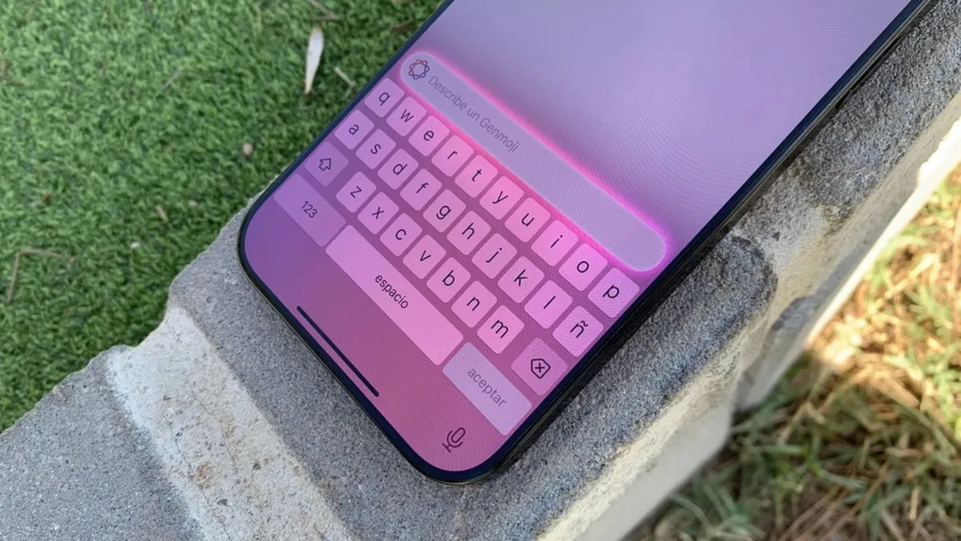 Apple habría tomado dos importantes decisiones que podrían marcar el futuro de la compañía en materia de IA