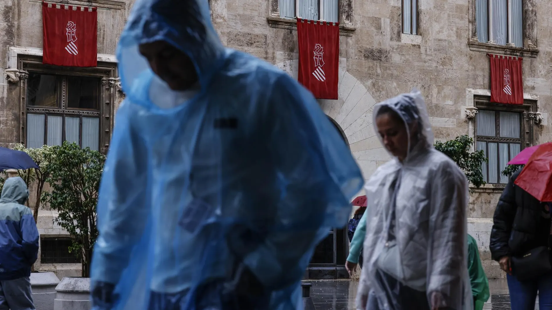MURCIA.-Fuertes lluvias y tormentas activan hoy la alerta en Aragón, Baleares, C-LM, Cataluña, Navarra, La Rioja y C. Valenciana