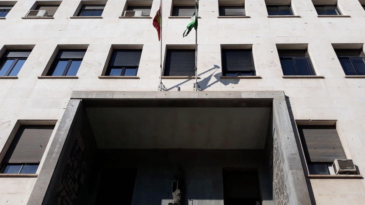 A juicio este martes cuatro acusadas de prostituir mujeres con amenazas en un chalet de El Ejido