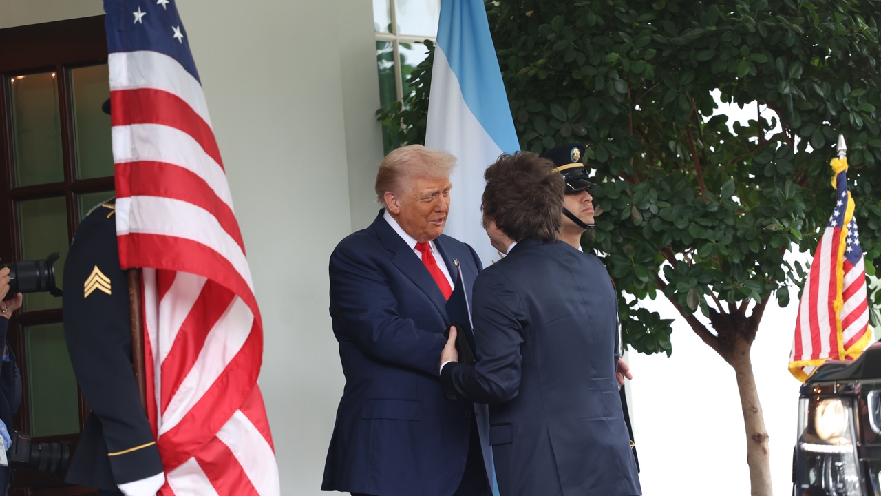 Estados Unidos prepara nuevo plan de rescate privado de 20.000 millones para Argentina
