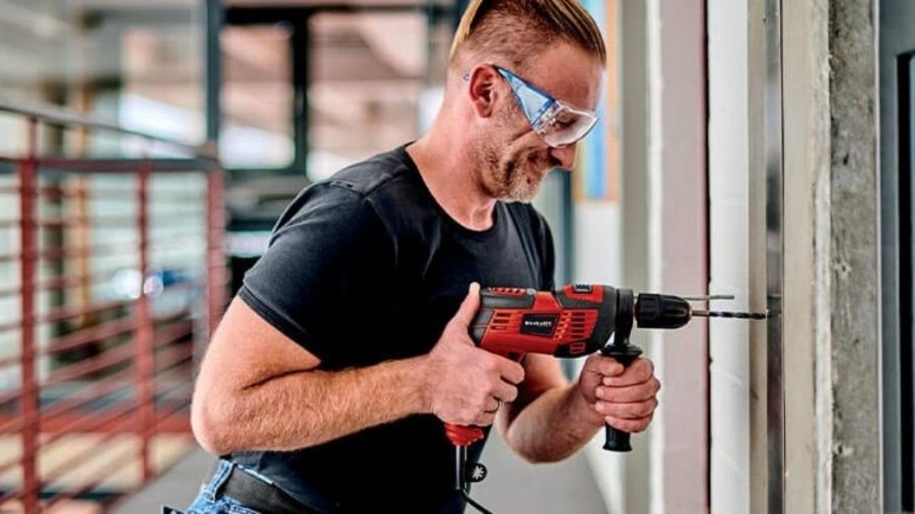 Este taladro percutor de Einhell ha revolucionado Amazon: por menos de 70 euros ofrece la potencia de modelos que cuestan el doble