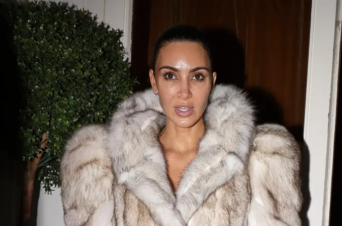 Se agotan los tangas con vello púbico de Kim Kardashian Se agotan los tangas con vello púbico de Kim Kardashian