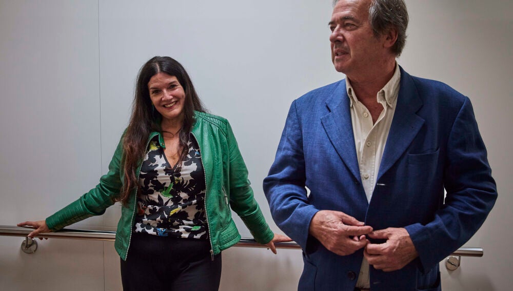 Entrevista con escritores del Grupo Planeta. En la imagen, Javier Moro y Rosario Raro. © Alberto R. Roldán