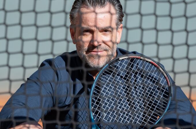 Roberto Carretero ha escrito el libro: "El tenis desde dentro"