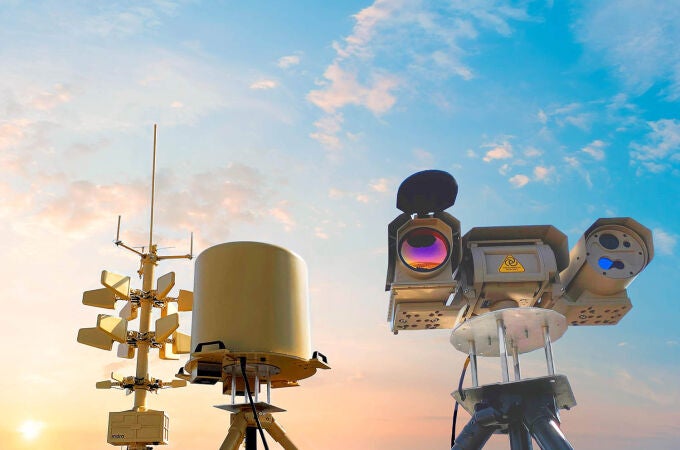 Indra ofrece su tecnología militar puntera: podría encargarse de construir el "muro antidrones" que protegerá a Europa