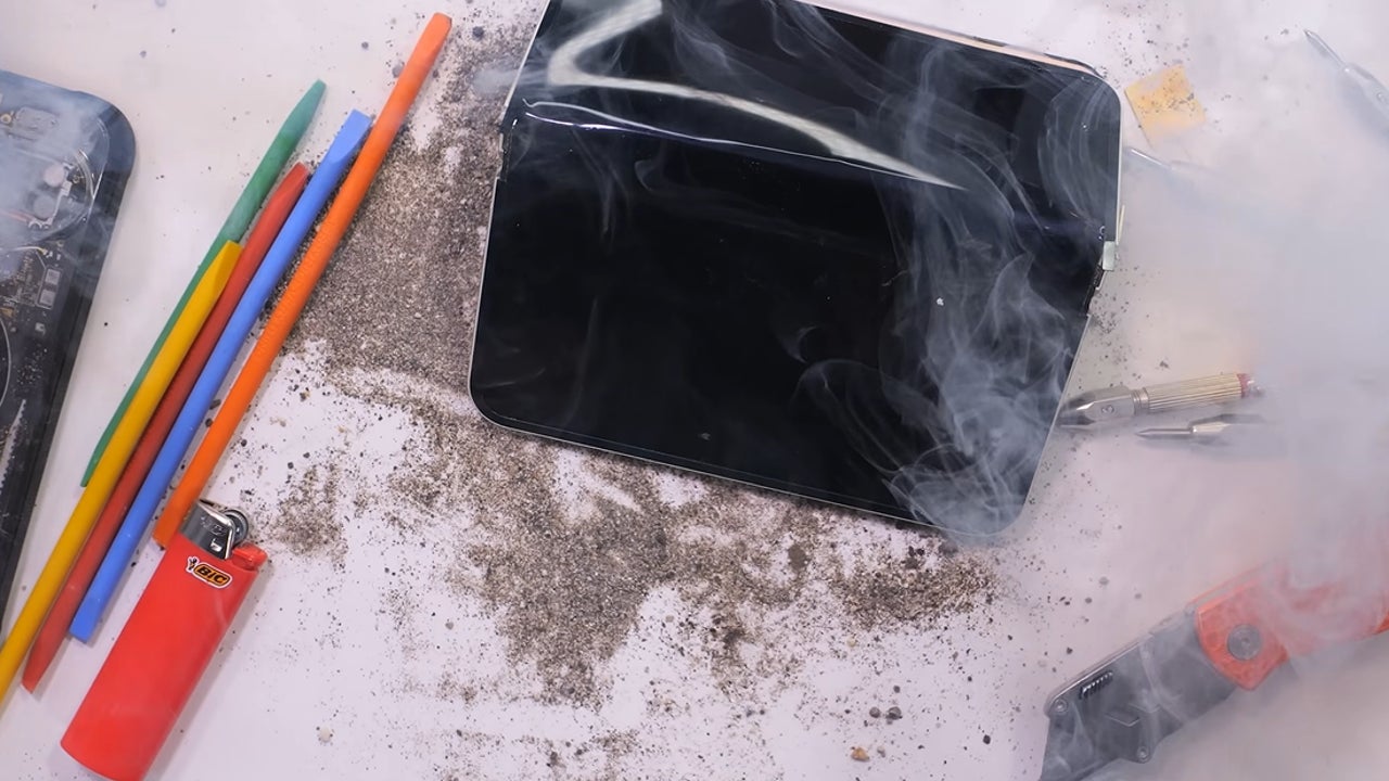 Ponen a prueba un Pixel 10 Pro Fold y explota