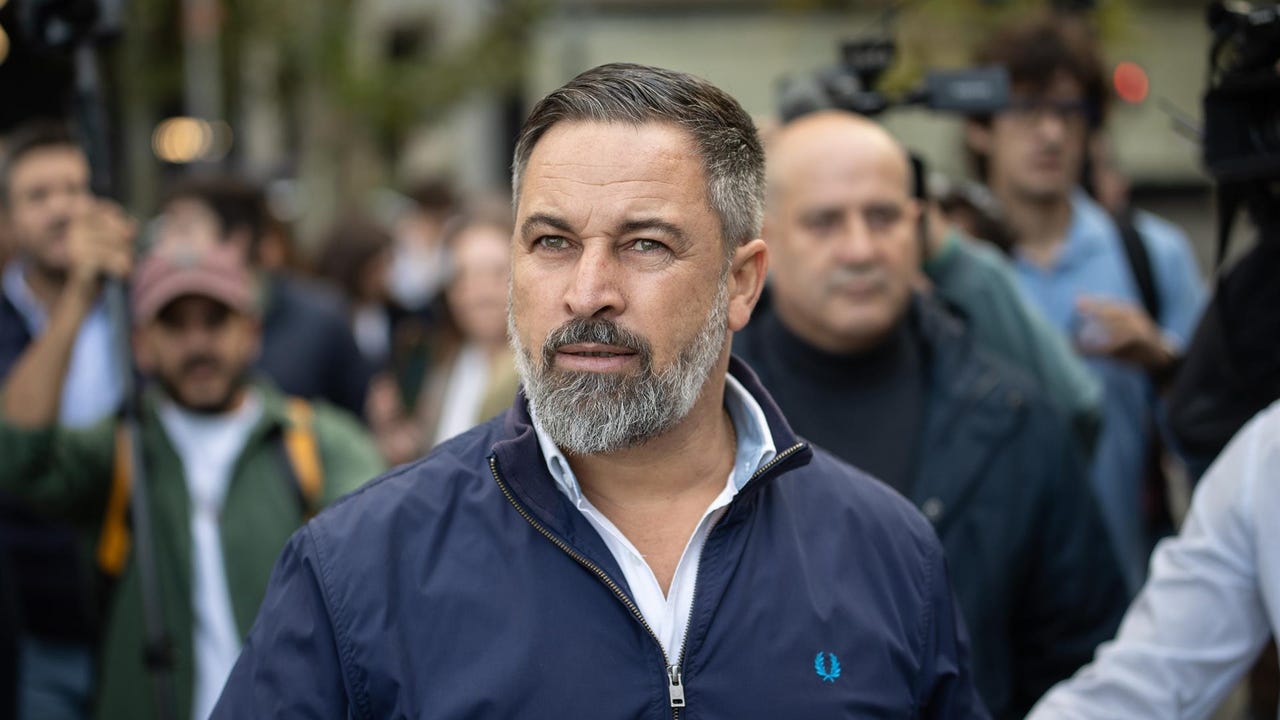 Abascal, contra Sánchez: "La única hora que interesa a los españoles es la de tu puesta a disposición judicial"
