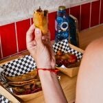 Así puedes conseguir un burrito gratis en Madrid: hechos con guisos españoles y solo para 500 personas