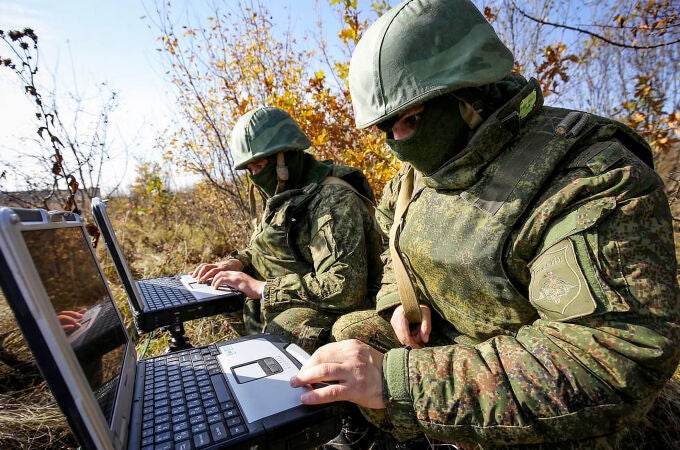 Los militares expertos lanzan una advertencia: los primeros disparos de la guerra futura no se harán en el mundo real