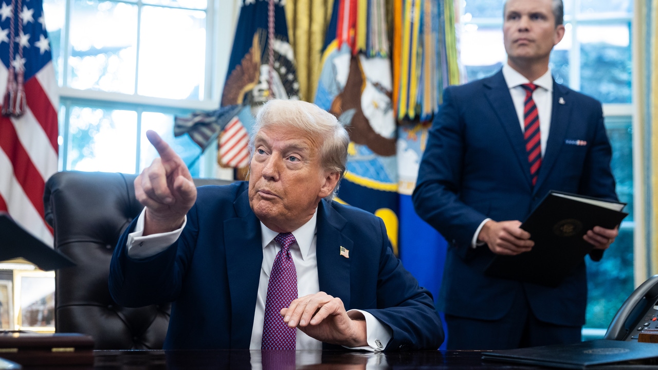 La Comisión Europea advierte a Trump de que responderá "apropiadamente" si toma represalias contra España
