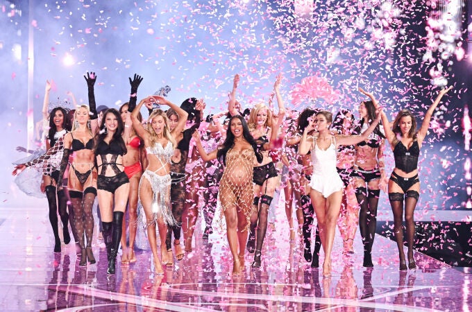 2025 Victoria's Secret Fashion Show - Show