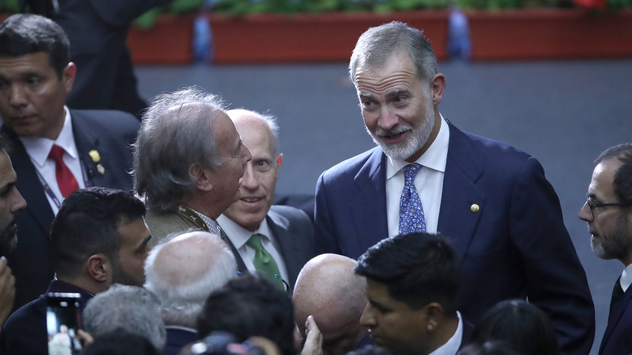 El Rey llama a la concordia en el Congreso de la Lengua