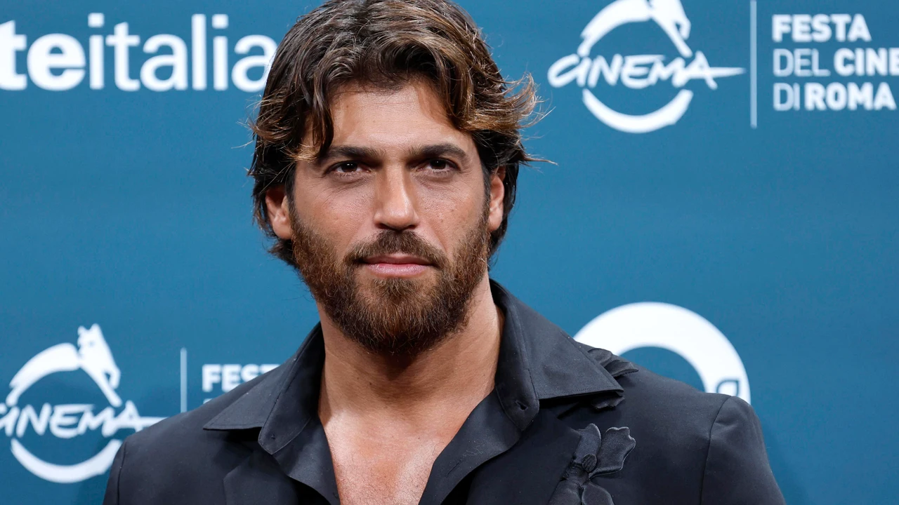 Espejo Público' analiza a qué se enfrenta Can Yaman tras ser detenido en una redada antidroga en Estambul