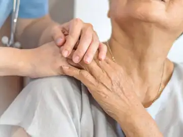 Un nuevo análisis confirma que reducir las placas de amiloide mejora la progresión del alzhéimer Un nuevo análisis confirma que reducir las placas de amiloide mejora la progresión del alzhéimer