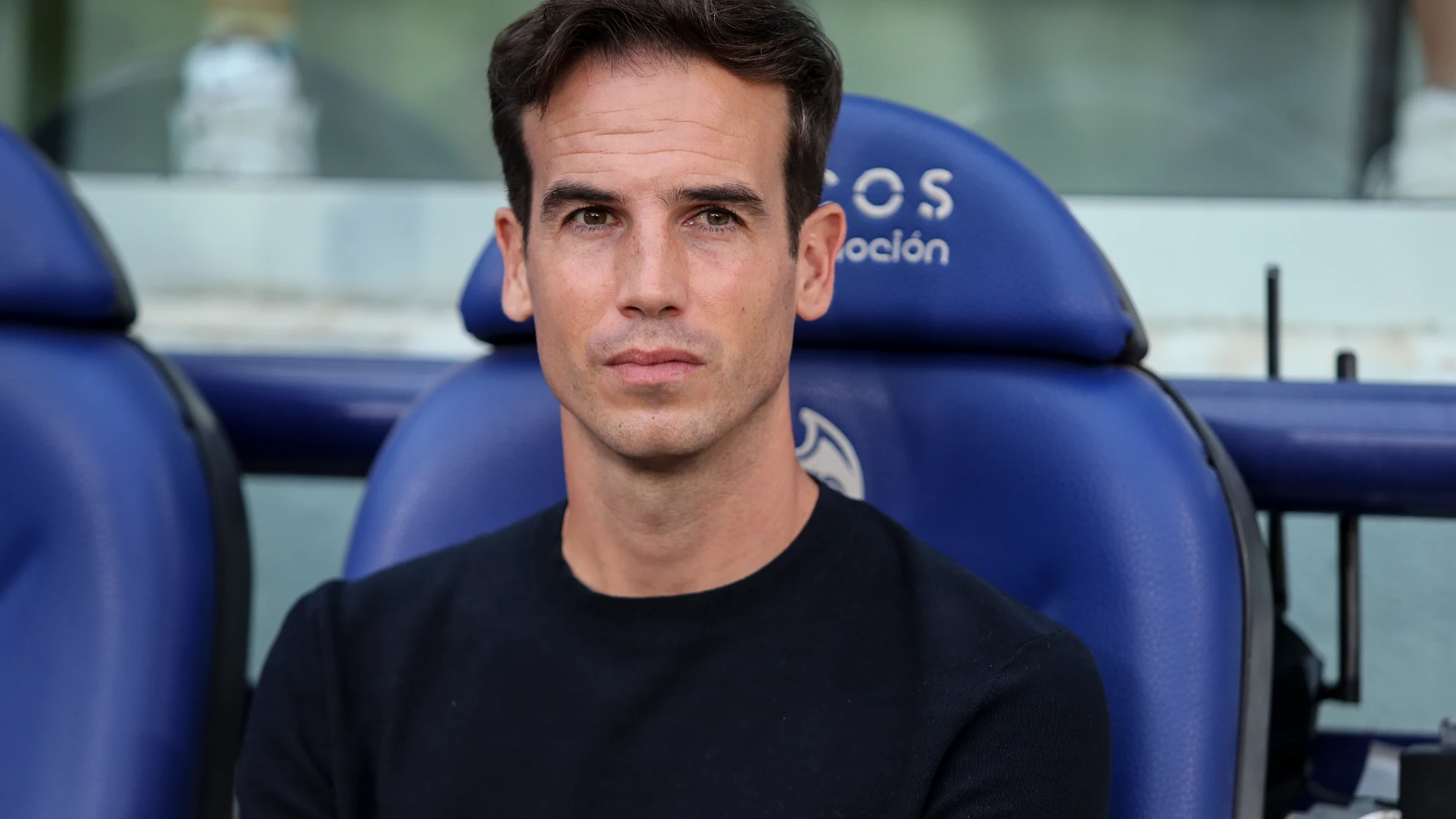 Inigo Perez, head coach of Rayo Vallecano, looks on during the Spanish league, LaLiga EA Sports, football match played between Levante UD and Rayo Vallecano at Ciutat de Valencia stadium on October 19, 2025, in Valencia, Spain. AFP7 19/10/2025 ONLY FOR USE IN SPAIN