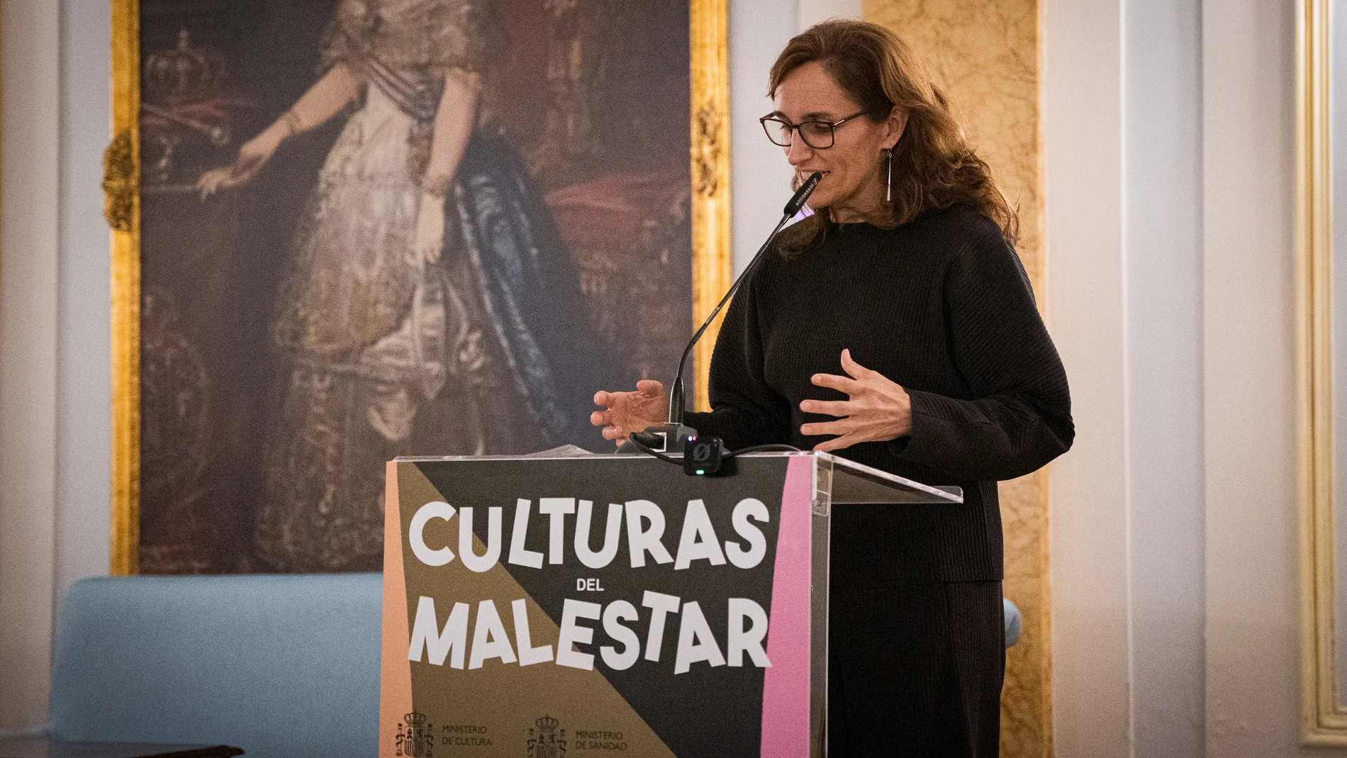 Mónica García recomienda ver exposiciones para la salud mental