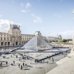 El Gobierno francés confirma un robo en el Louvre y declara el cierre provisional del museo