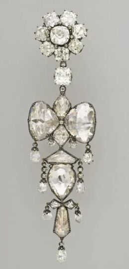 Broche relicario de la Reina Maria Luisa