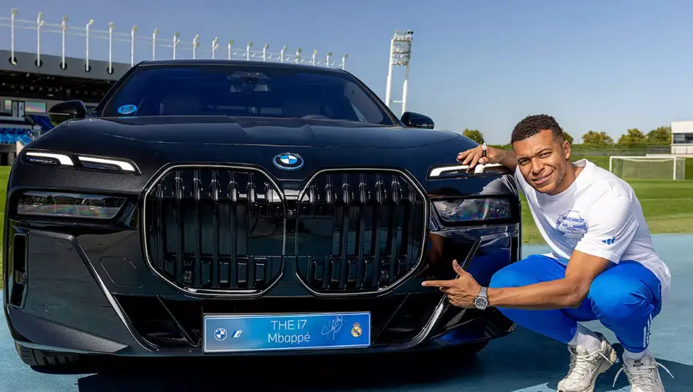El nuevo coche de Kylian