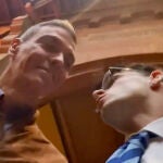 Un joven acusa a Sánchez de "abandonar" al pueblo saharaui y este le responde: "No, eso no es verdad".